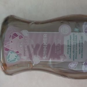 Scentsy shimmer body wash